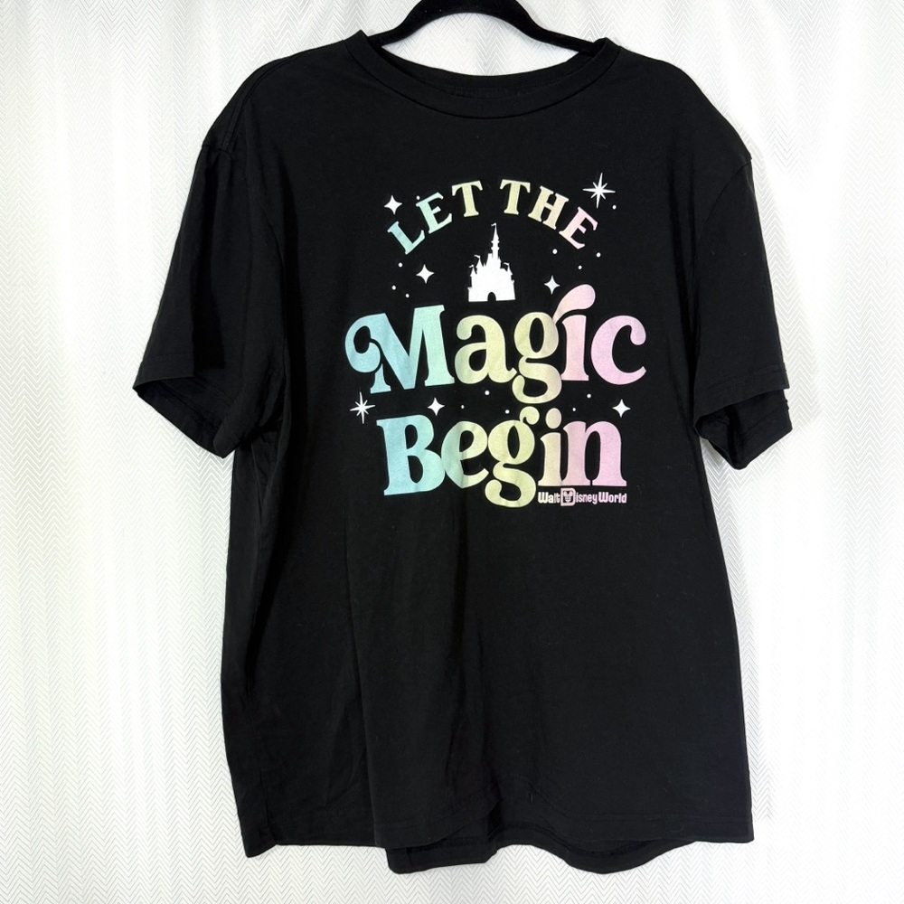 Disney World Short Sleeve T-Shirt Size XL